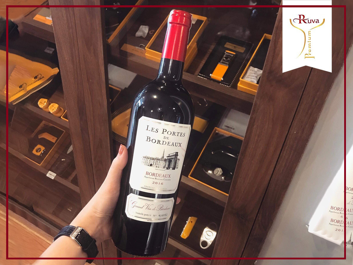 Rượu vang Pháp Les Portes de Bordeaux 2016 biểu tượng của sự quý phái và đẳng cấp.