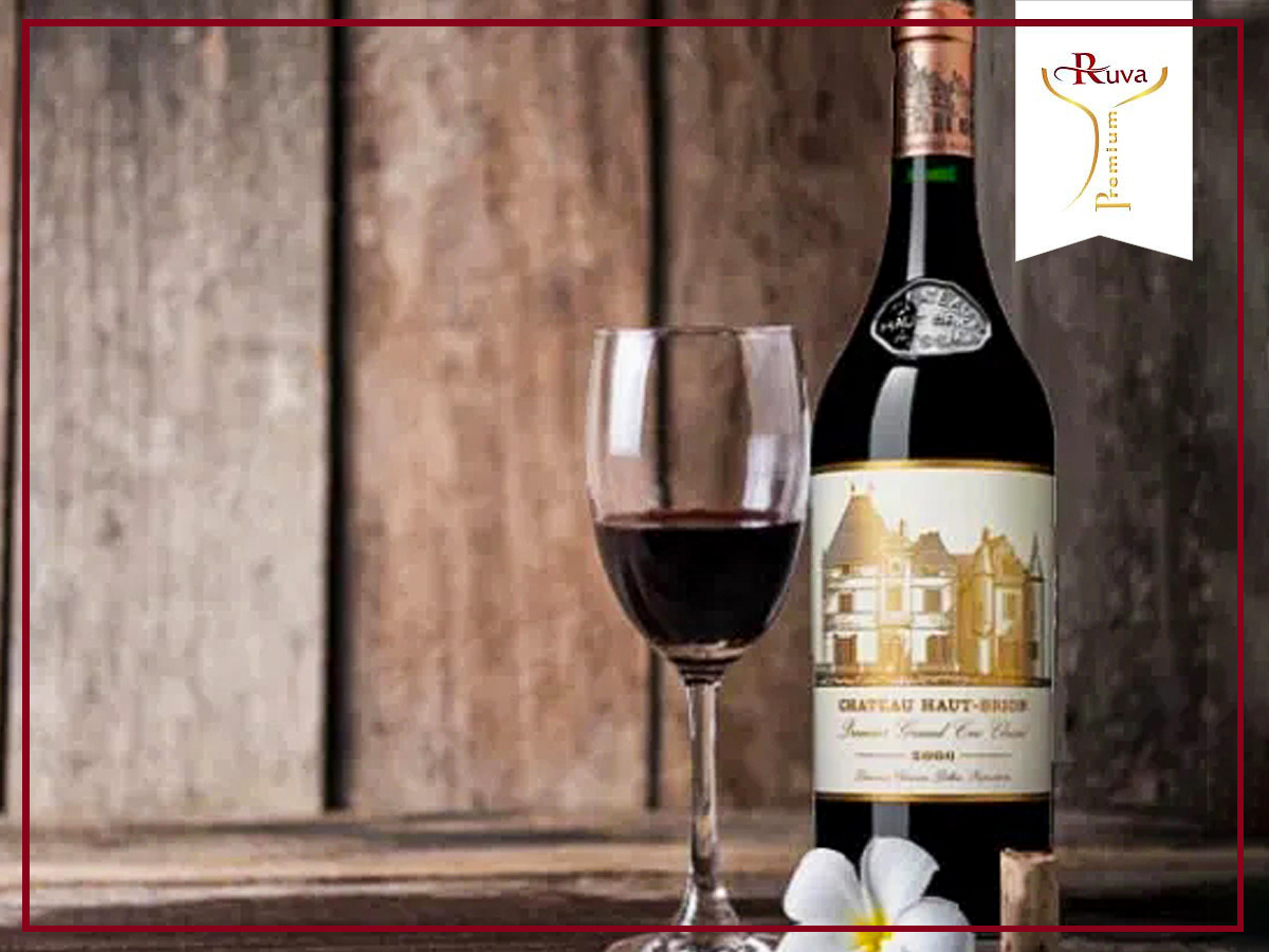 Rượu vang Chateau Haut-Brion 2011 mang lại cho người sử dụng một cảm giác mới mẻ.