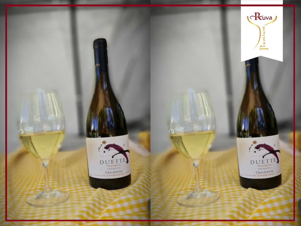 Rượu vang Duette Premium Chardonnay mang một vẻ ngoài tinh tế.