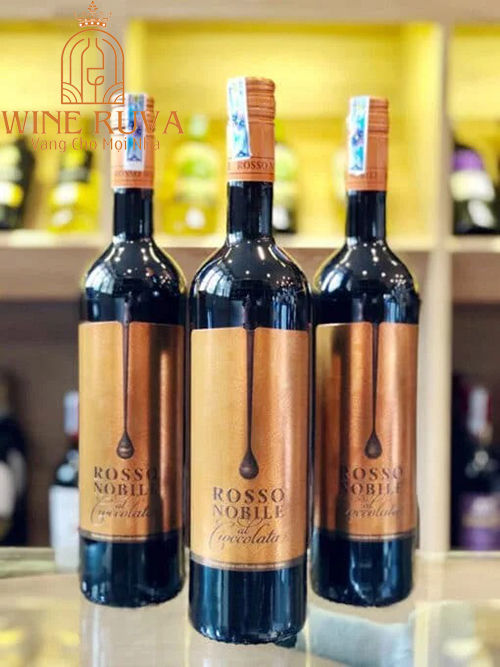 Rượu vang Đức Rosso Nobile với hương thơm sôcôla ngọt ngào đặc trưng.