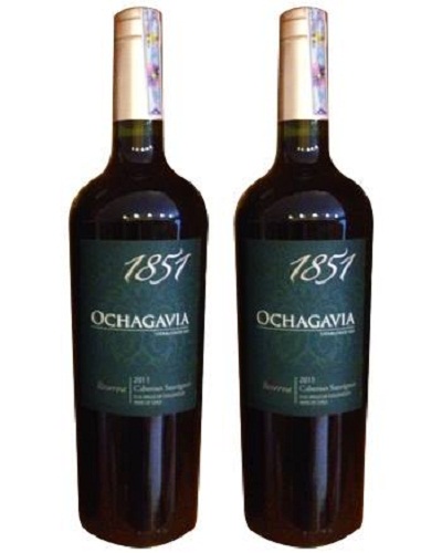 Rượu vang Chile Ochagavia 1851 ánh tím sâu lắng.