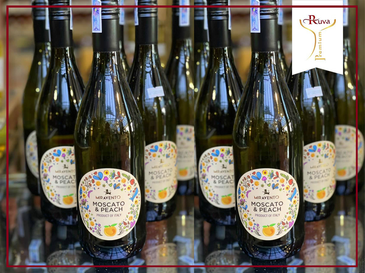 Rượu vang Ý Moscato Đào có vị ngọt dịu